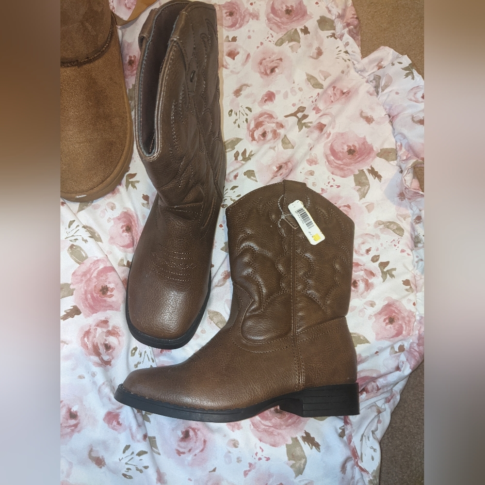 Girls Faded glory cowboy boots 1